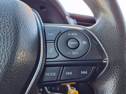 Used 2019 Toyota Camry LE image 7