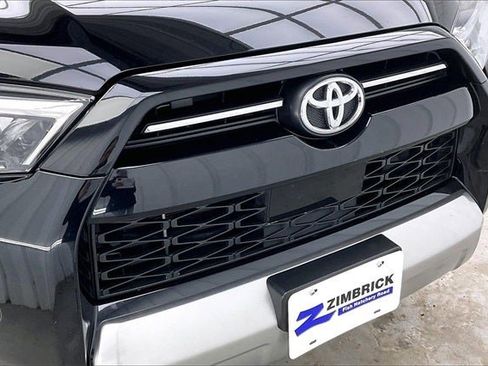 Used 2020 Toyota 4Runner TRD Off-Road Premium w/ Moonroof Package image 31