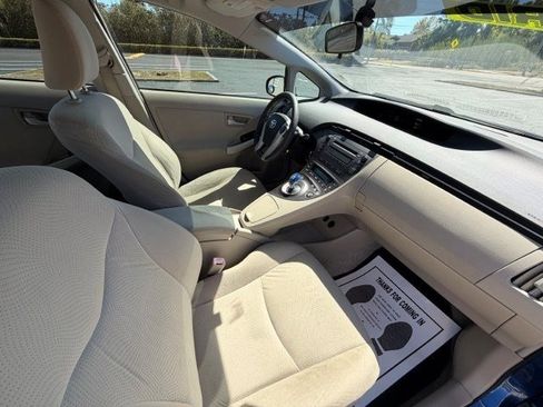 Used 2010 Toyota Prius Two image 7