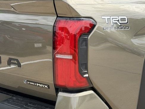 New 2026 Toyota Tacoma TRD Off-Road AWD/4WD image 7