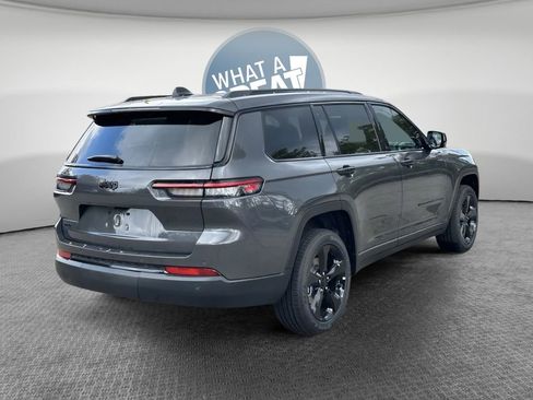New 2025 Jeep Grand Cherokee L Altitude image 33