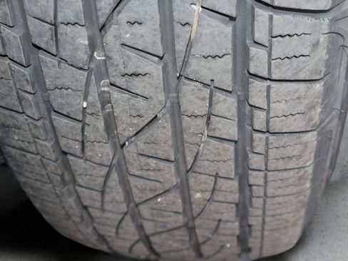 Certified 2022 Toyota Tacoma SR5 w/ Technology Package image 9