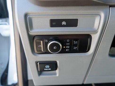 Used 2025 Ford F150 XLT w/ Equipment Group 301A Standard AWD/4WD image 17