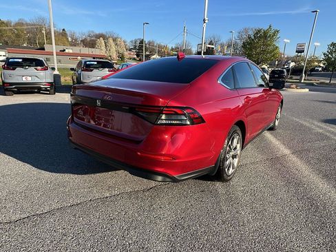 Used 2024 Honda Accord EX image 4