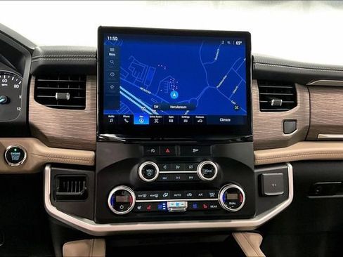 Used 2024 Ford Expedition Max Limited image 31