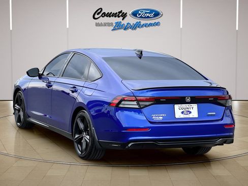 Used 2023 Honda Accord Sport image 7