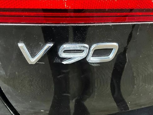 Used 2020 Volvo V90 T6 Cross Country AWD/4WD image 10