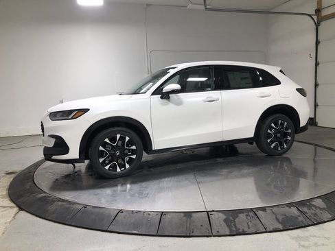 New 2026 Honda HR-V EX-L image 4