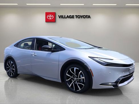 New 2026 Toyota Prius Plug-In Hybrid image 7