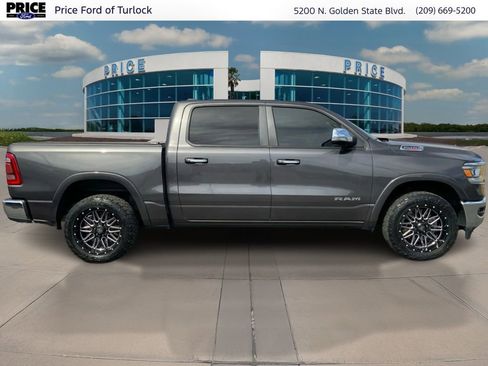 Used 2020 RAM 1500 Laramie AWD/4WD image 4