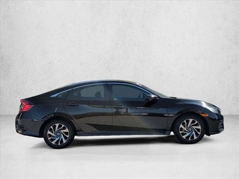 Used 2017 Honda Civic EX image 4