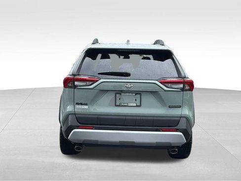 Used 2019 Toyota RAV4 Adventure image 6