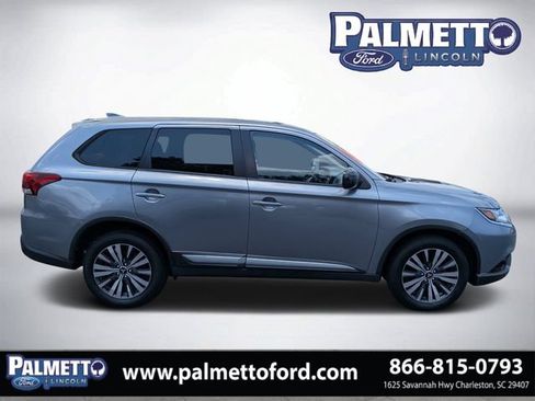 Used 2020 Mitsubishi Outlander ES AWD/4WD image 2