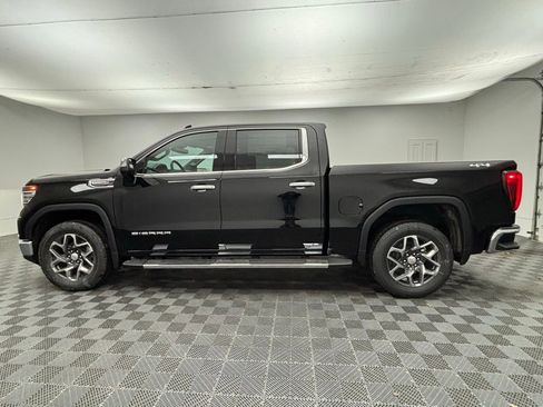 New 2026 GMC Sierra 1500 SLT w/ SLT Premium Package image 12