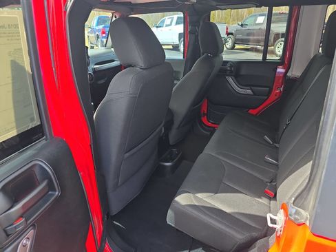Used 2018 Jeep Wrangler Unlimited Sport S AWD/4WD image 11