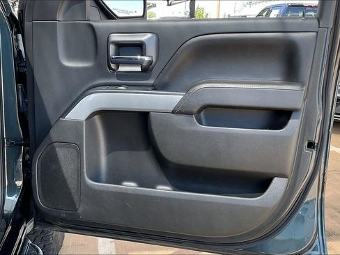 Used 2017 Chevrolet Silverado 1500 LT w/ All Star Edition image 21