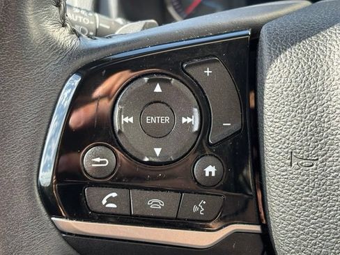 Used 2022 Honda Pilot Touring image 14