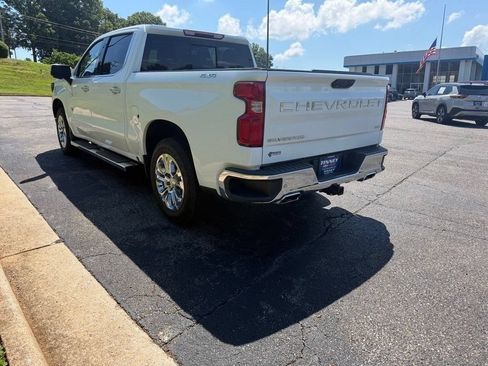 Used 2023 Chevrolet Silverado 1500 LTZ w/ LTZ Premium Package AWD/4WD image 5