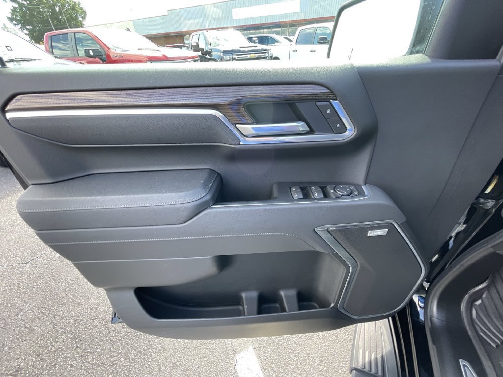 Used 2026 Chevrolet Silverado 1500 RST AWD/4WD image 19