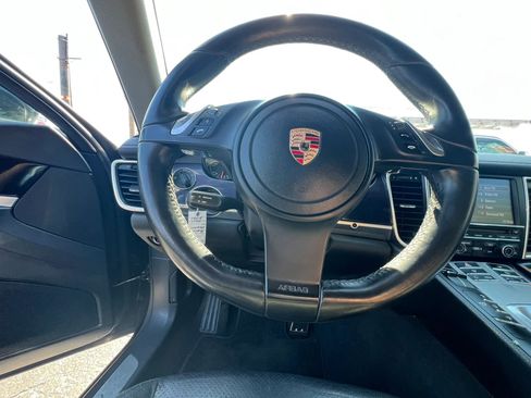 Used 2011 Porsche Panamera 4 AWD/4WD image 8