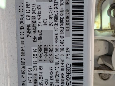 Used 2024 MAZDA CX-30 AWD 2.5 S w/ Preferred Package image 23