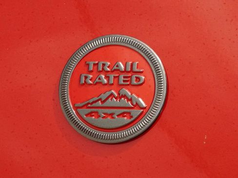 Used 2024 Jeep Compass Trailhawk w/ Trailer Tow Group AWD/4WD image 8