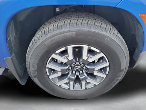 Used 2024 Nissan Frontier SL w/ Technology Package image 31