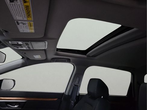 Used 2021 Honda CR-V Touring image 11