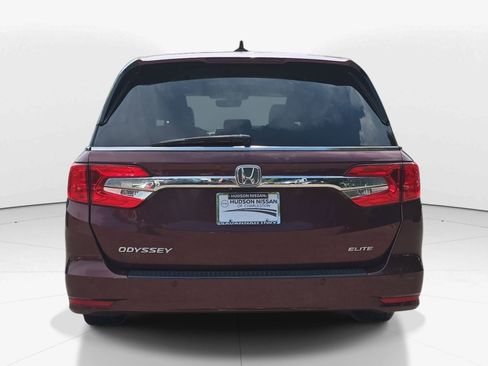 Used 2018 Honda Odyssey Elite image 5