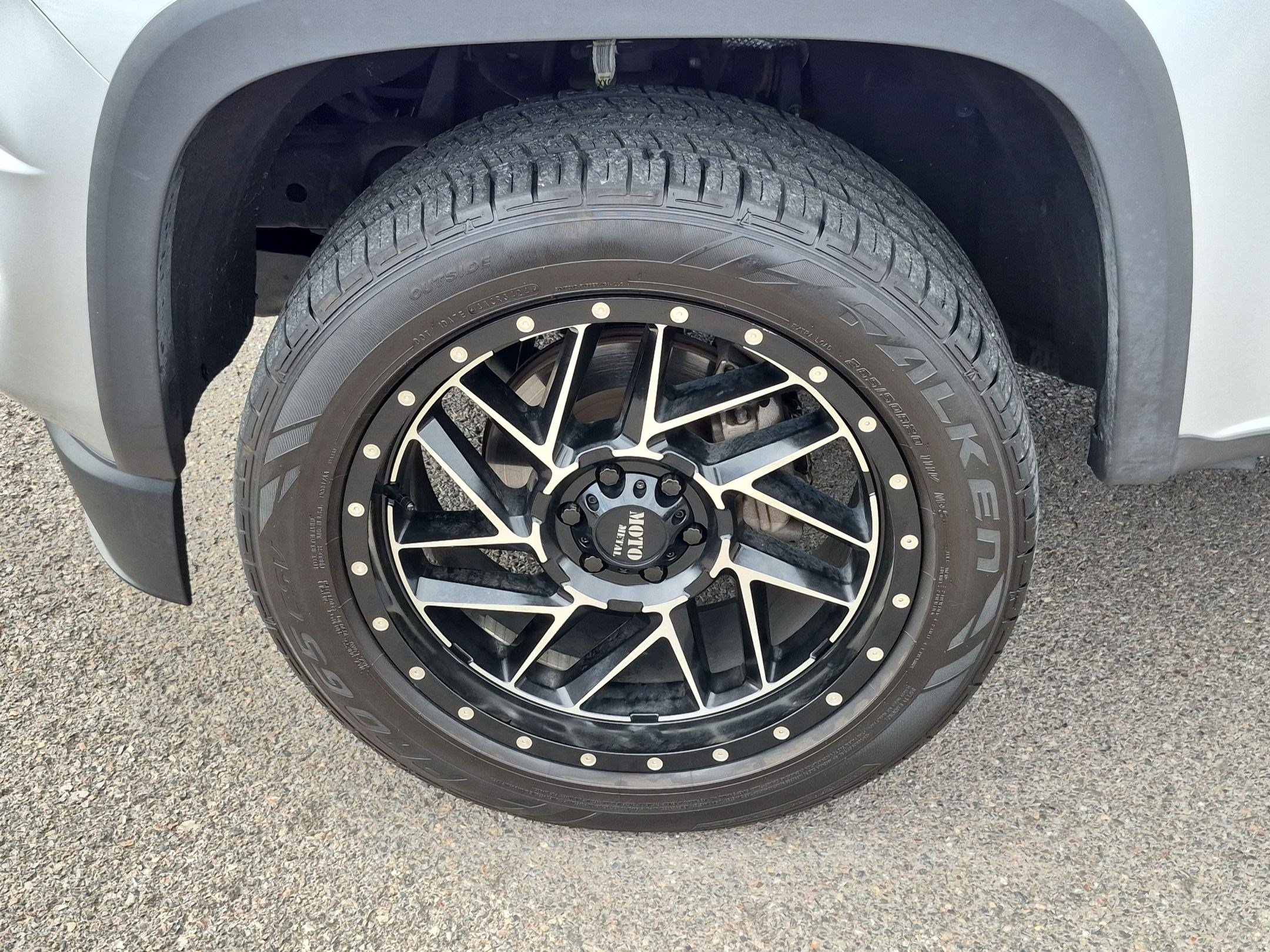 Used 2018 Chevrolet Colorado LT w/ LT Convenience Package RWD image 11