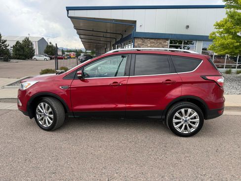 Used 2018 Ford Escape Titanium AWD/4WD image 2