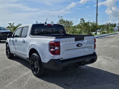 New 2025 Ford Maverick Lariat w/ Black Appearance Package image 7
