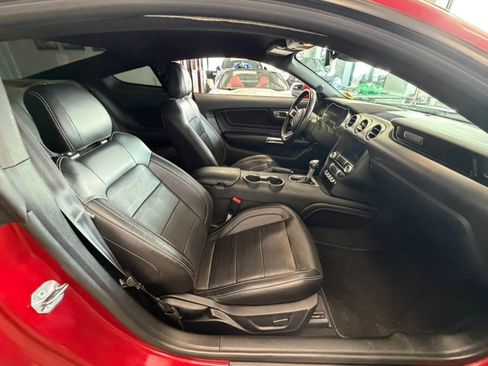 Used 2021 Ford Mustang GT Premium w/ Equipment Group 401A RWD image 38