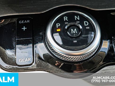 Used 2025 Ford Expedition Platinum AWD/4WD image 48