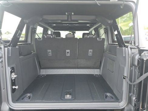 Used 2024 Ford Bronco Badlands image 24