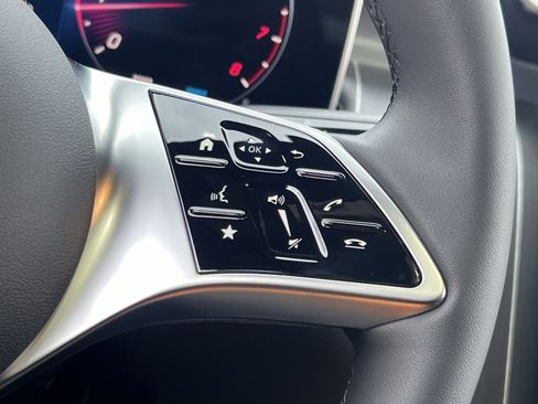 New 2026 Mercedes-Benz GLC 300 4MATIC image 30