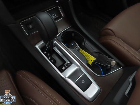 Used 2025 Subaru Ascent Touring AWD/4WD image 16
