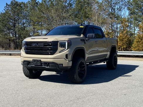 Used 2023 GMC Sierra 1500 Elevation image 13