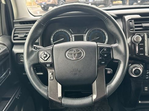 Used 2019 Toyota 4Runner Limited AWD/4WD image 19