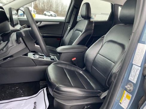 Used 2023 Ford Escape Platinum image 15