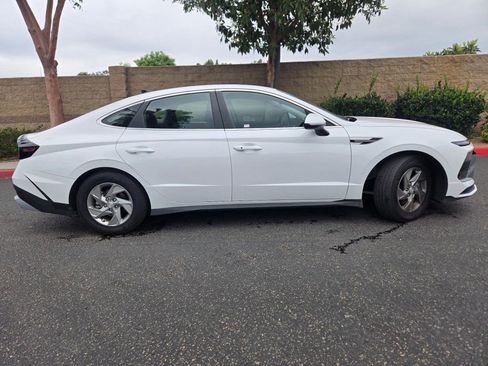 Certified 2025 Hyundai Sonata SE image 10