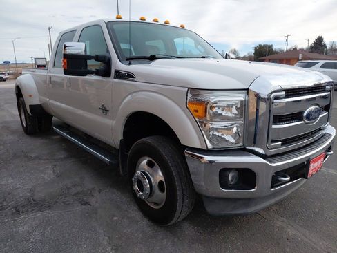 Used 2013 Ford F350 Lariat w/ Lariat Ultimate Pkg image 4