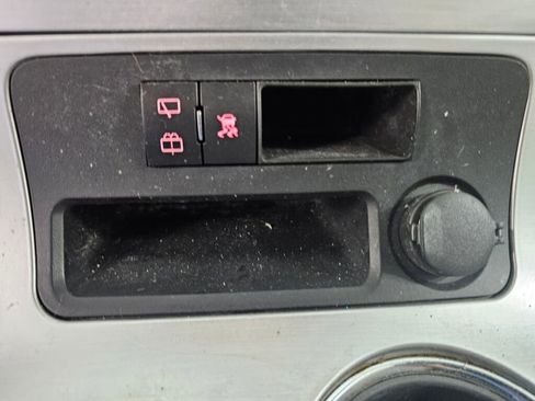 Used 2008 GMC Acadia SLE w/ Preferred Package image 28