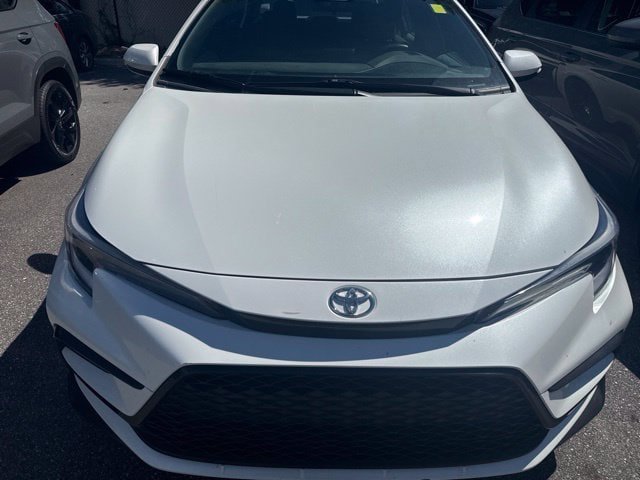 Used 2024 Toyota Corolla SE w/ SE Premium Package FWD image 17