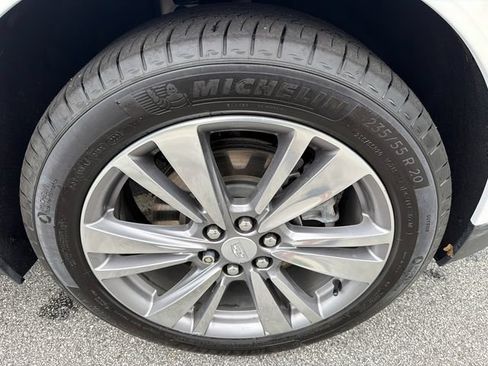 Certified 2023 Cadillac XT5 Premium Luxury AWD/4WD image 12