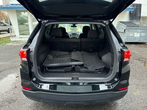 Used 2024 Chevrolet Equinox LS w/ LS Convenience Package image 23
