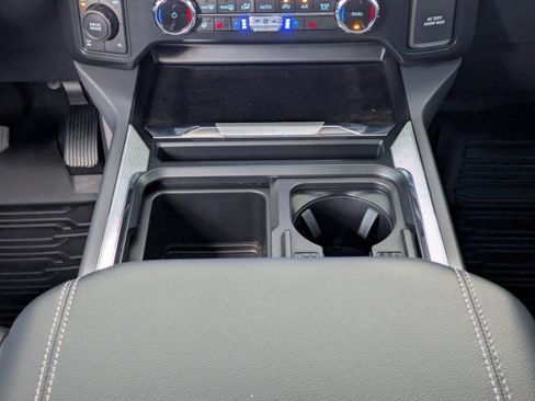 Certified 2024 Ford F250 Lariat w/ Lariat Ultimate Package AWD/4WD image 19