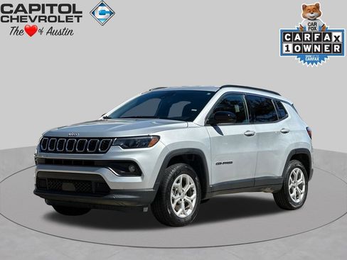 Used 2024 Jeep Compass Latitude AWD/4WD image 1