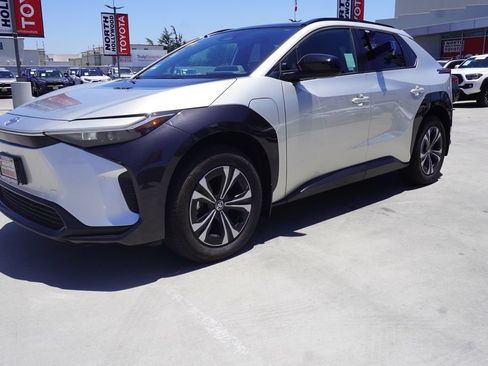 Certified 2025 Toyota bZ4X FWD w/ Weather Package image 5