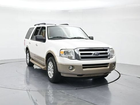 Used 2012 Ford Expedition XLT RWD image 4